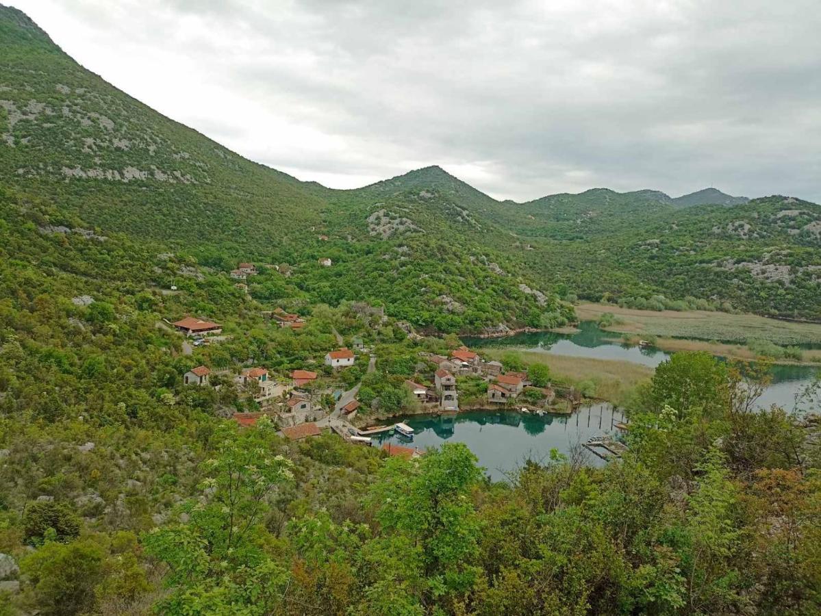Feel The Karuch Villa Cetinje Exterior photo