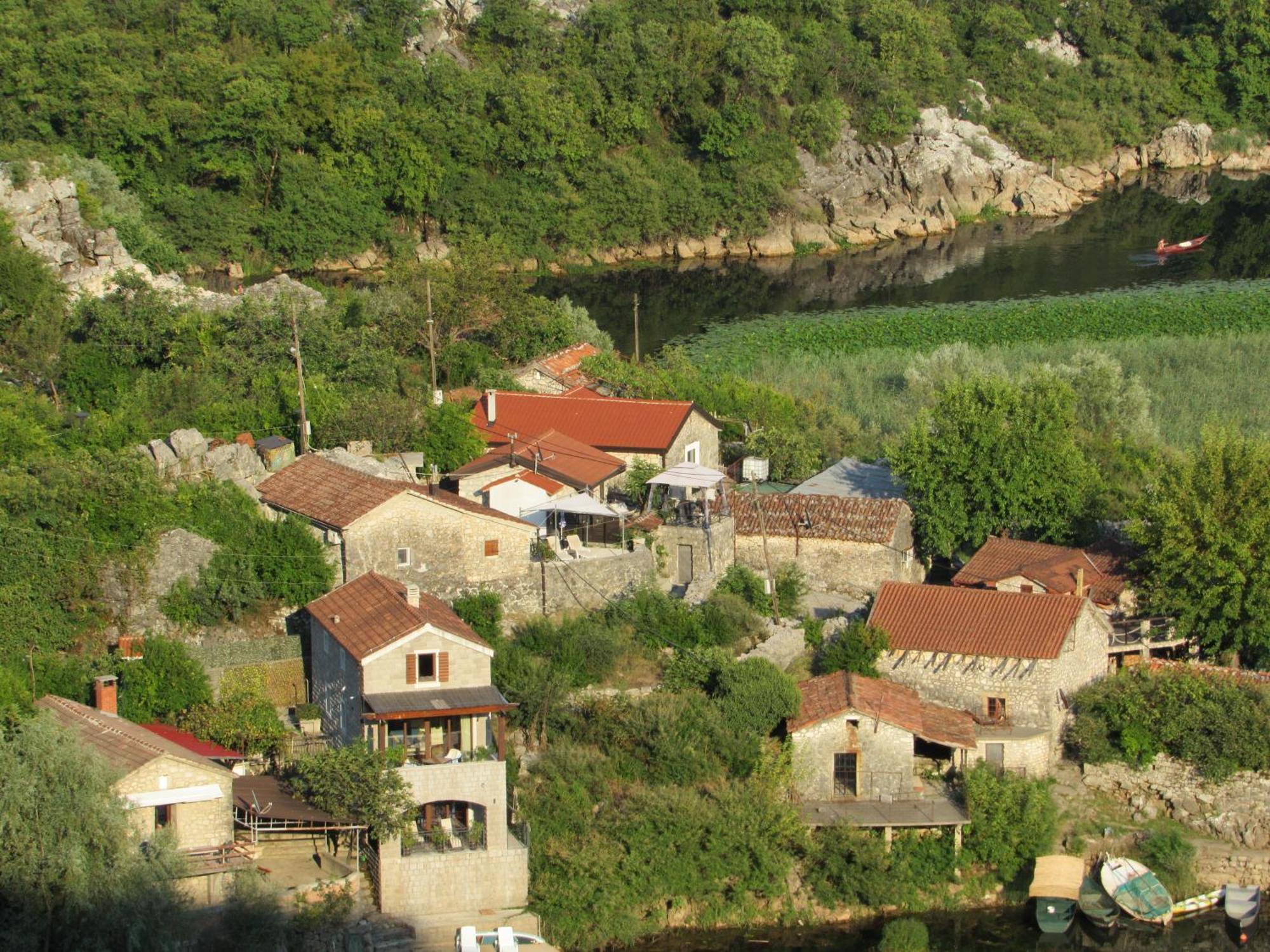 Feel The Karuch Villa Cetinje Exterior photo